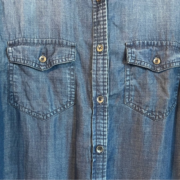 Design By Olivia Chambray Button Down Shirt Tencel Size L Roll Tab Sleeves - Picture 3 of 10